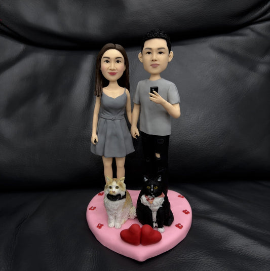 Personalized Lifelike Clay Figurines with Pets
