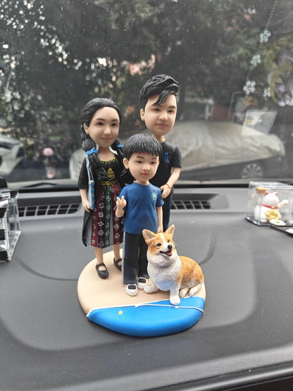 Personalized Lifelike Clay Figurines with Pets